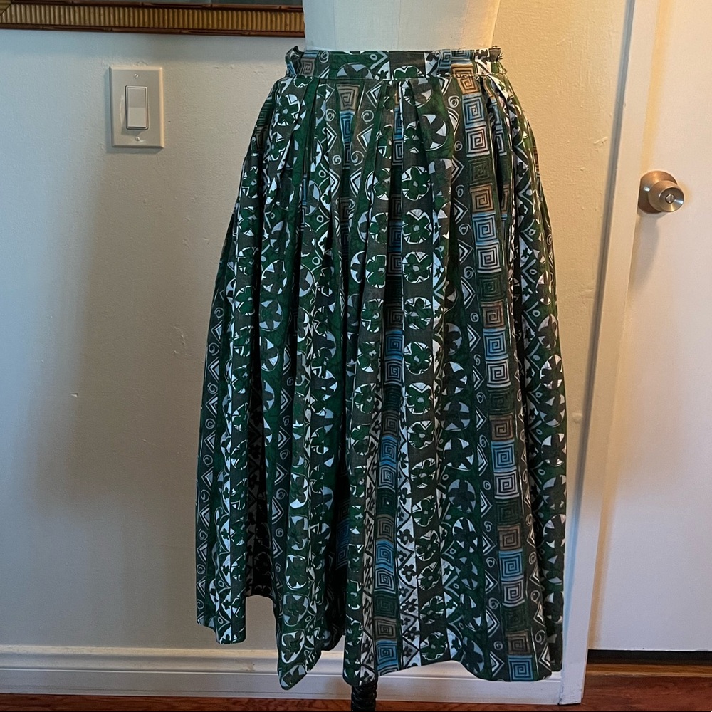 Vintage 1960s tiki mid century green skirt